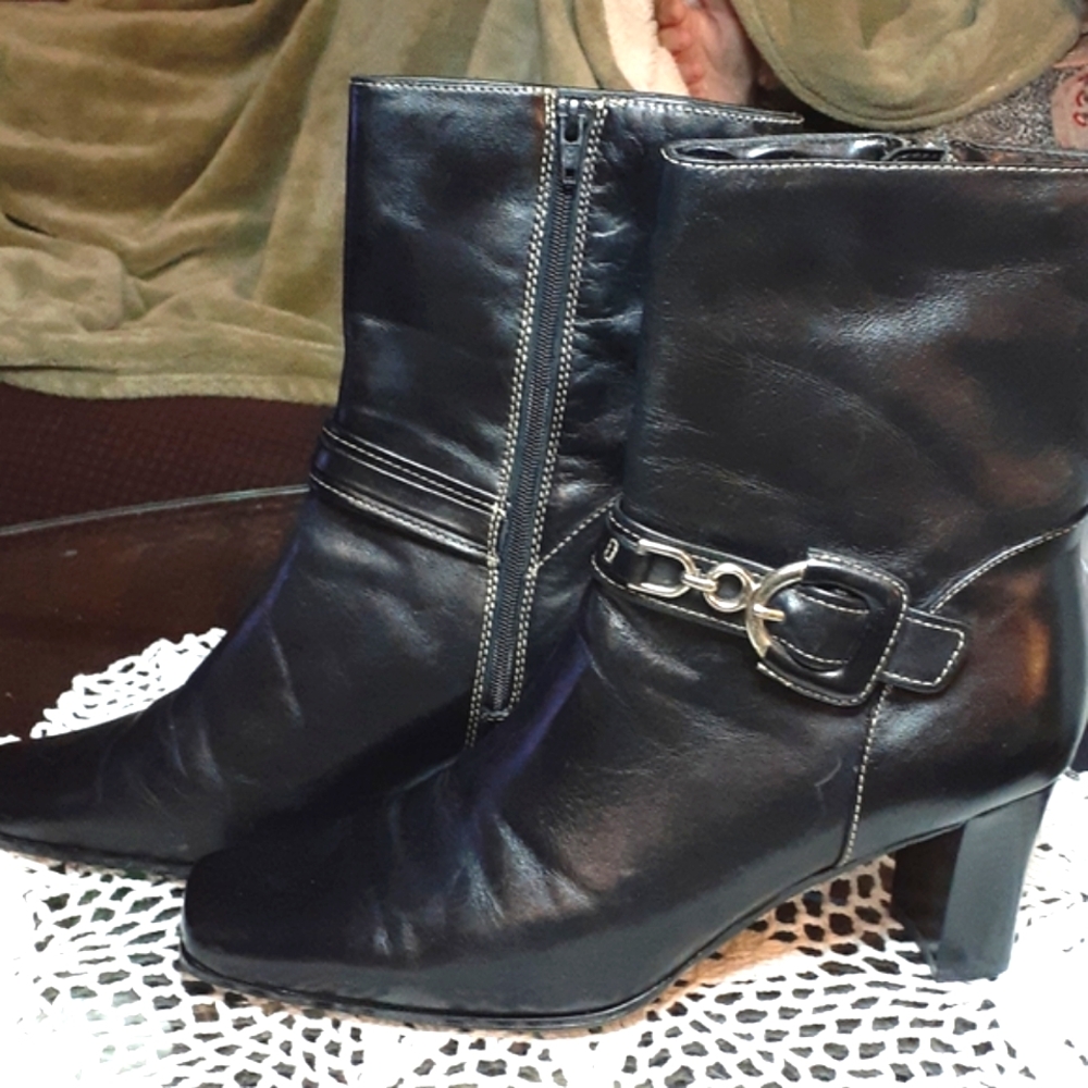 Apostrophe Leather Boots Black Womens Size 9